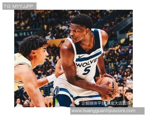 里夫斯谈比赛风格更倾向雷迪克而非克六的自然发挥与个人喜好 里夫斯谈比赛风格更倾向雷迪克而非克六的自然发挥与个人喜好