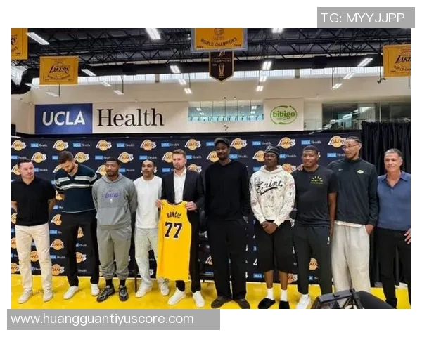 夸梅直言东契奇进攻尚可但防守不足超巨若无防守何谈伟大