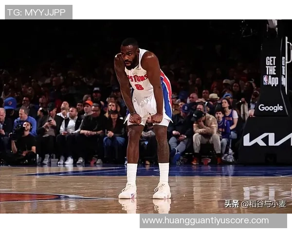 小哈达威替补表现出色全场12投7中三分命中率高达44贡献18分3篮板