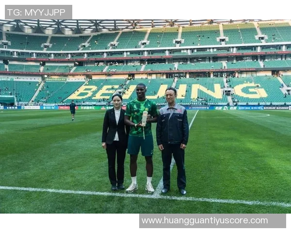 法比奥迎来联赛第27球完成帽子戏法国安4-1领先梅州展现强大实力 法比奥迎来联赛第27球完成帽子戏法国安4-1领先梅州展现强大实力